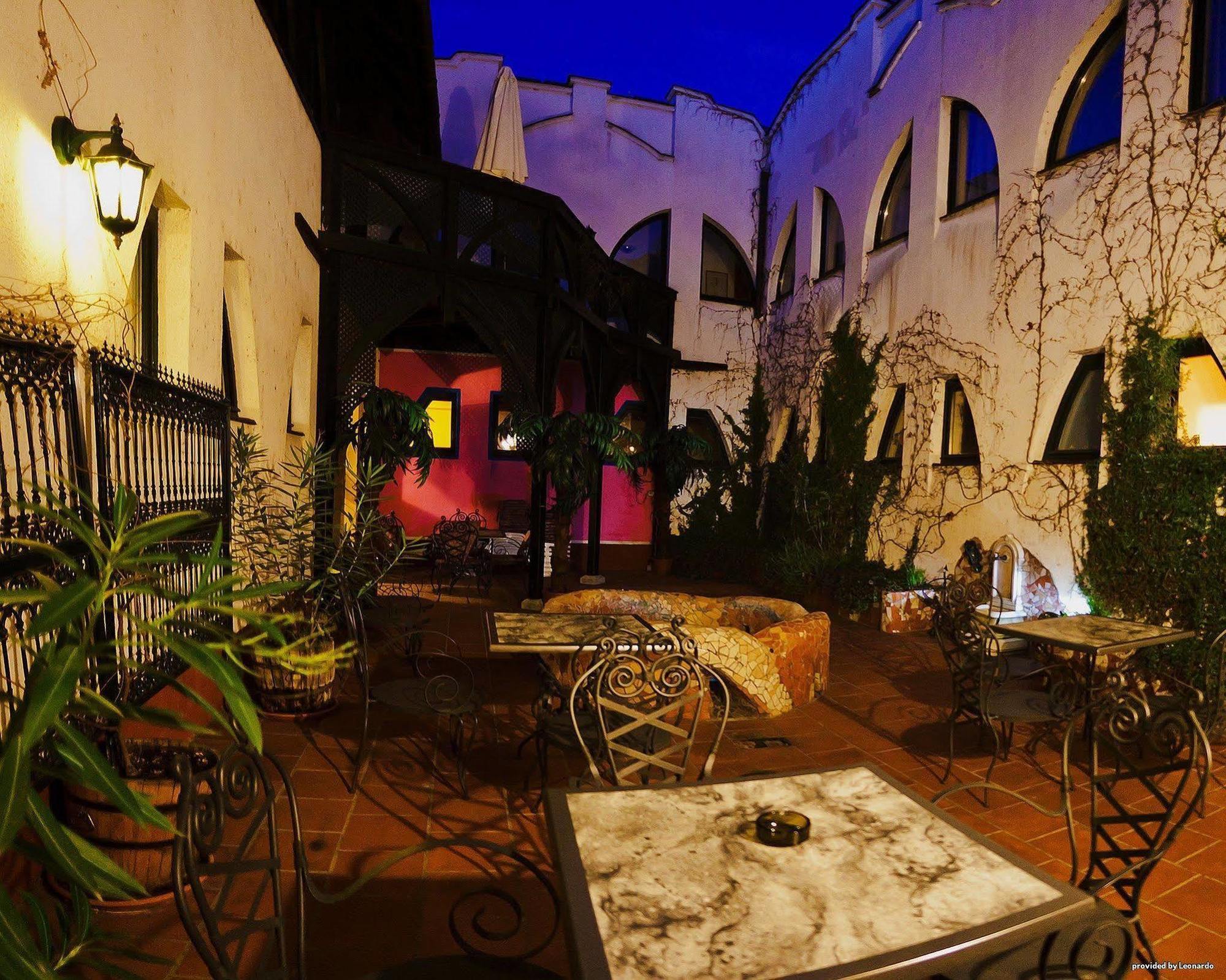 Janus Boutique Hotel & Spa Siofok Exterior photo